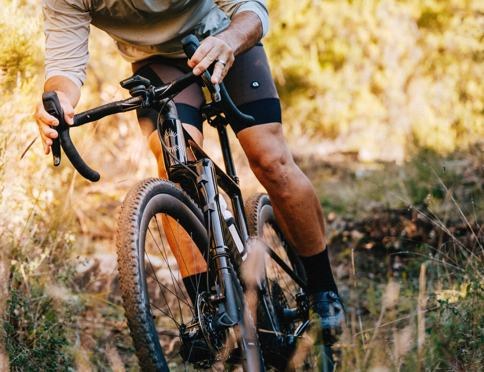 TOPSTONE CARBON 1 LEFTY LTD Le gravel tout terrain.